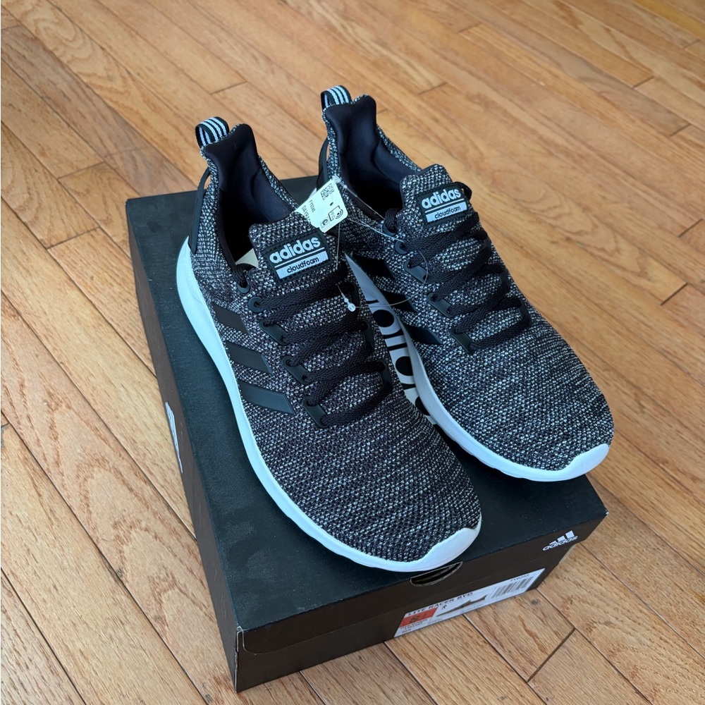 Men’s adidas lite racer shoes size 8.5